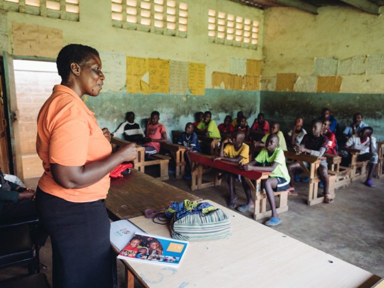 Overseas distribution essay 08 picture